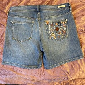 Pilcro Denim Shorts - size 29